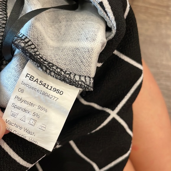 geometric striped matching crop top & skirt set - Picture 6 of 9